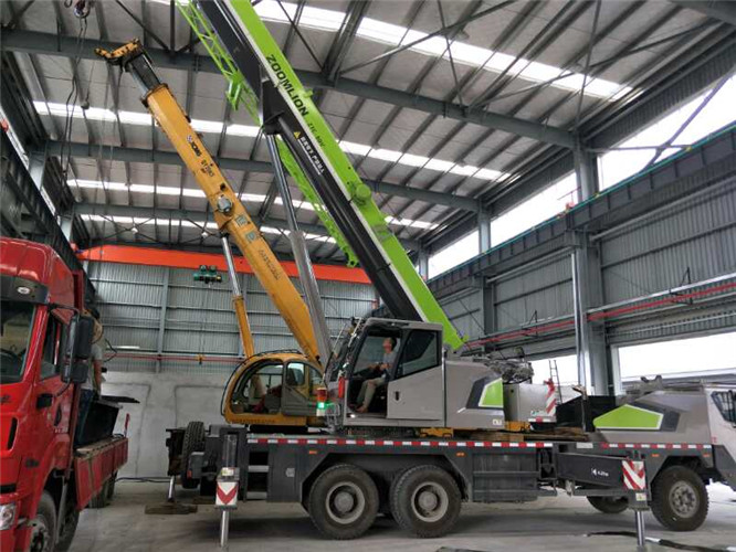 洱源县高空车出租需要注意哪些安全事项？